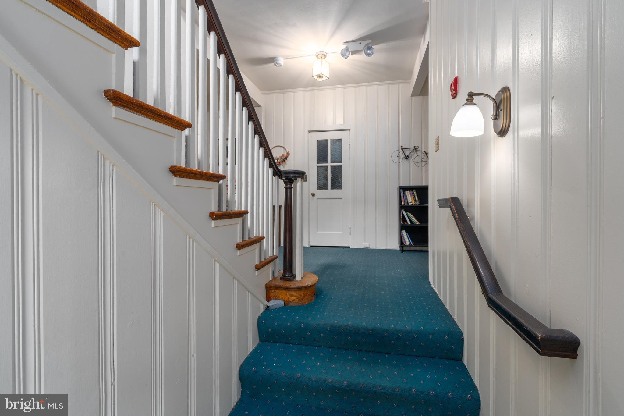 102 West 39th Street, Unit 2B Baltimore, MD 21210 - Photo 28 of 30 a view of entryway