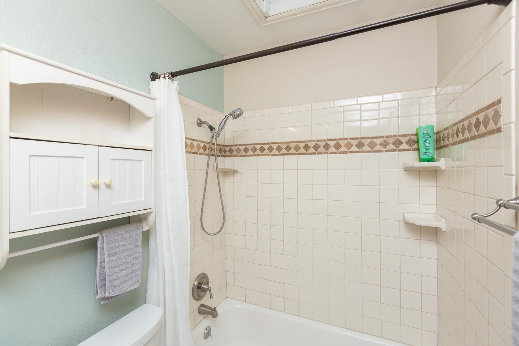 481-31 31 1/4 Road Grand Junction, CO 81504 - Photo 24 of 38 a bathroom with a shower