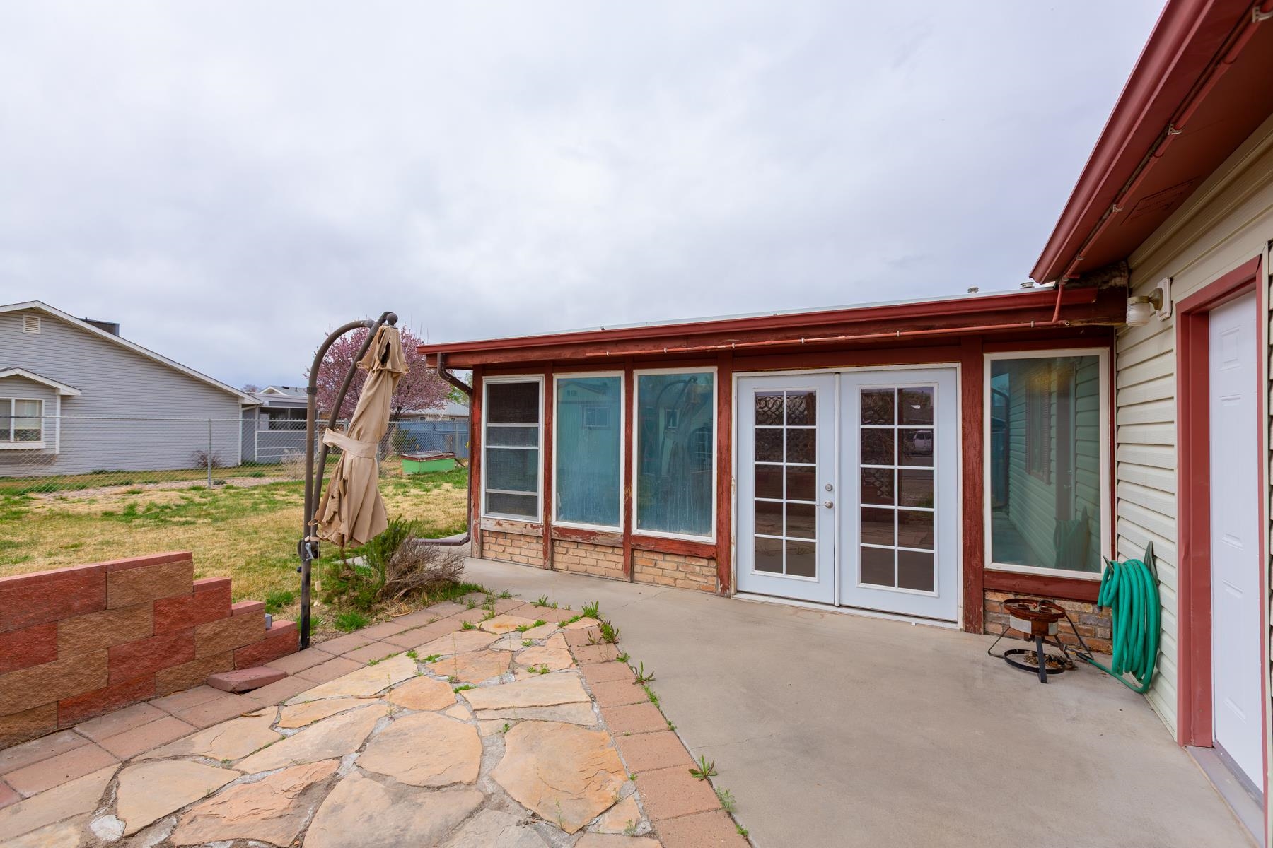 481-31 31 1/4 Road Grand Junction, CO 81504 - Photo 29 of 38 a front view of a house with garden