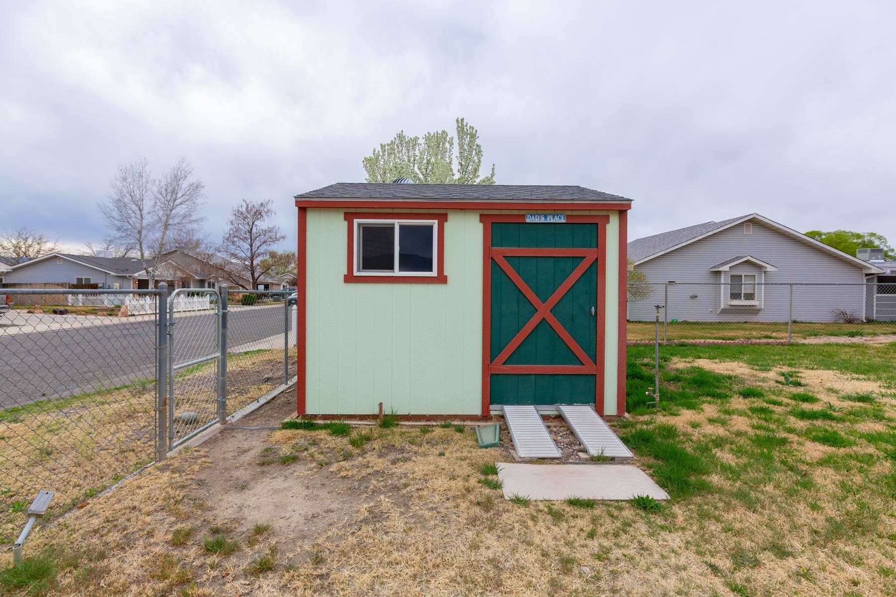 481-31 31 1/4 Road Grand Junction, CO 81504 - Photo 34 of 38 a front view of house with yard