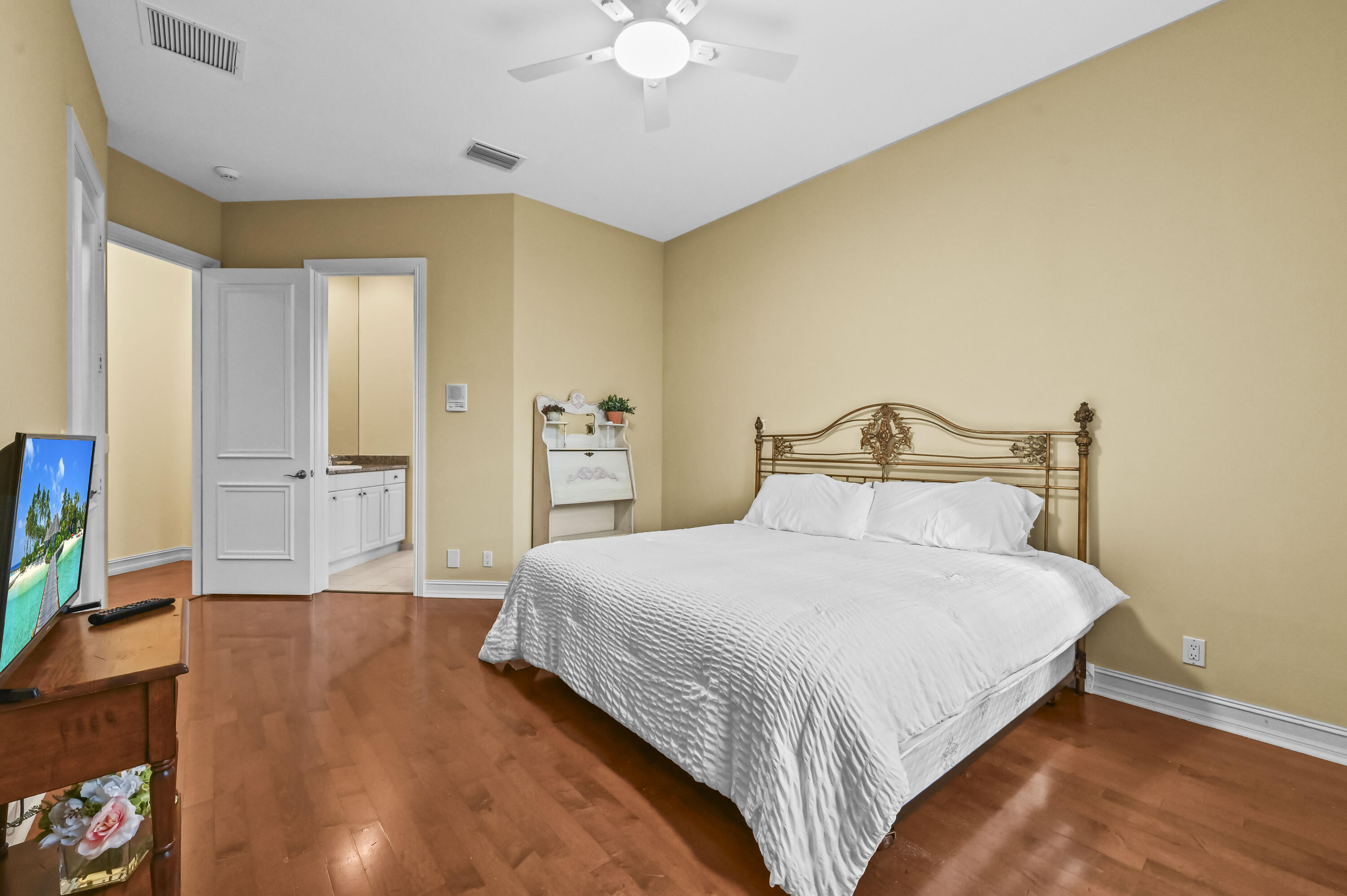 17665 Middlebrook Way Boca Raton, FL 33496 - Photo 43 of 69 40 Bedroom 02