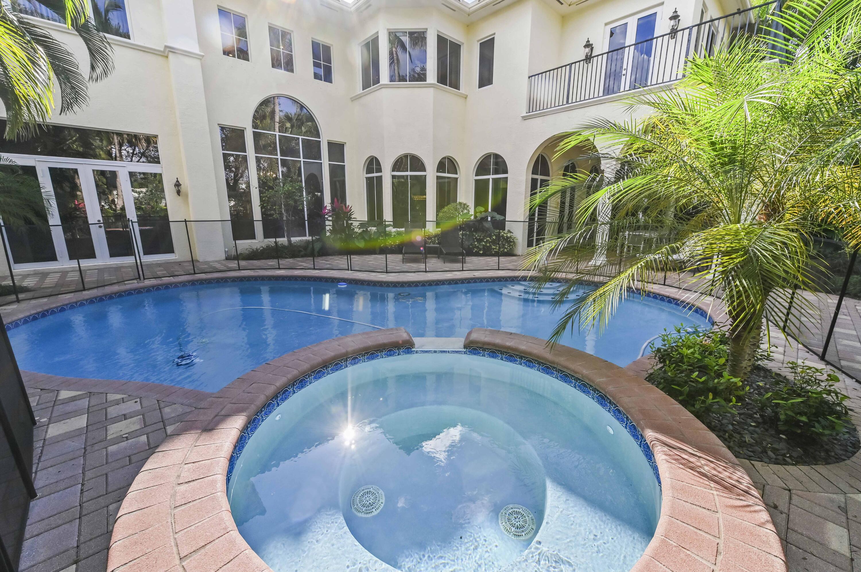 17665 Middlebrook Way Boca Raton, FL 33496 - Photo 56 of 69 63 Swimming Pool 03