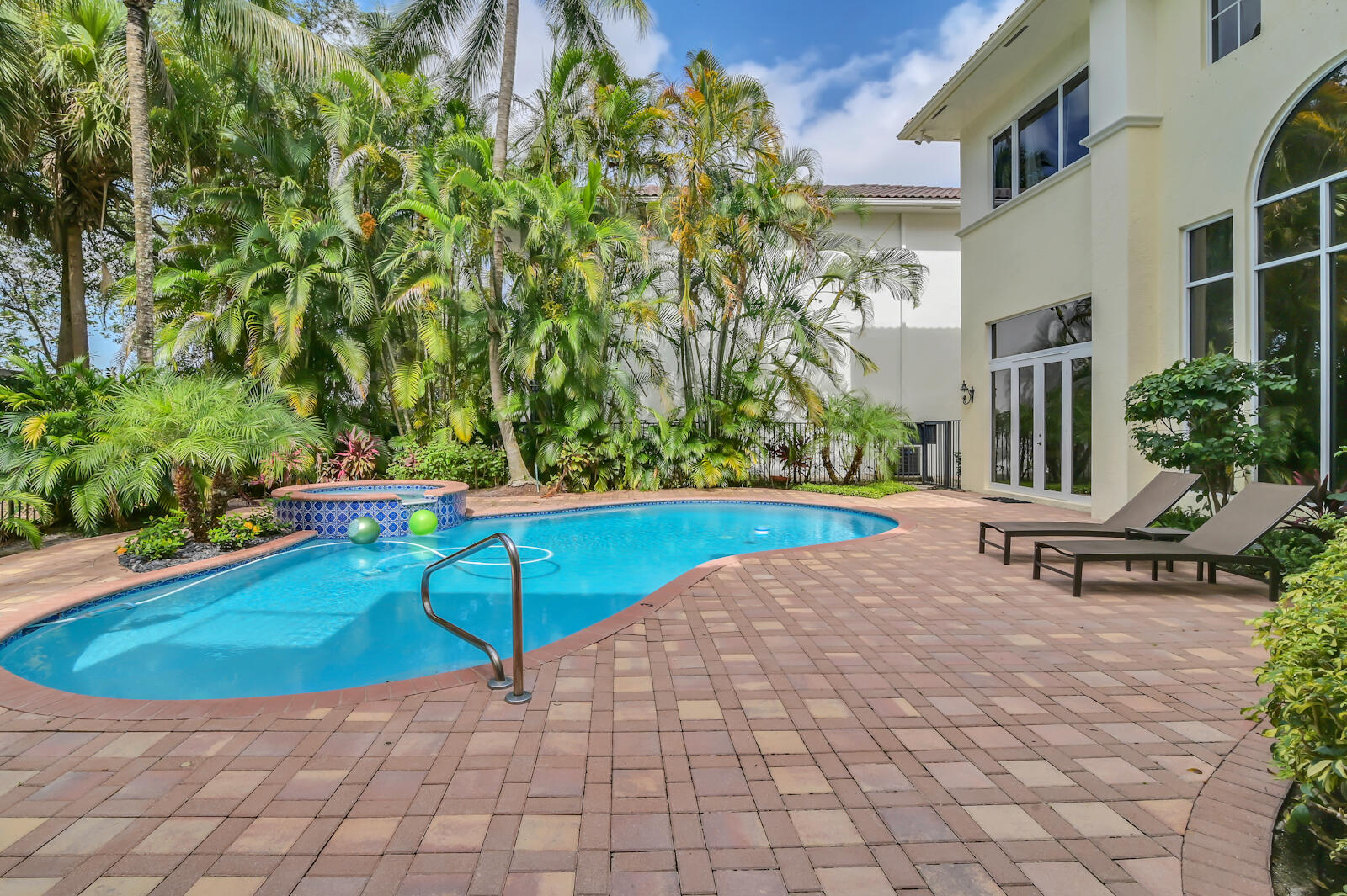 17665 Middlebrook Way Boca Raton, FL 33496 - Photo 57 of 69 Swimming pool