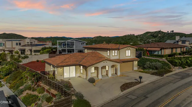 $1,950,000 | 759 Via Cielito, Ventura, CA 93003