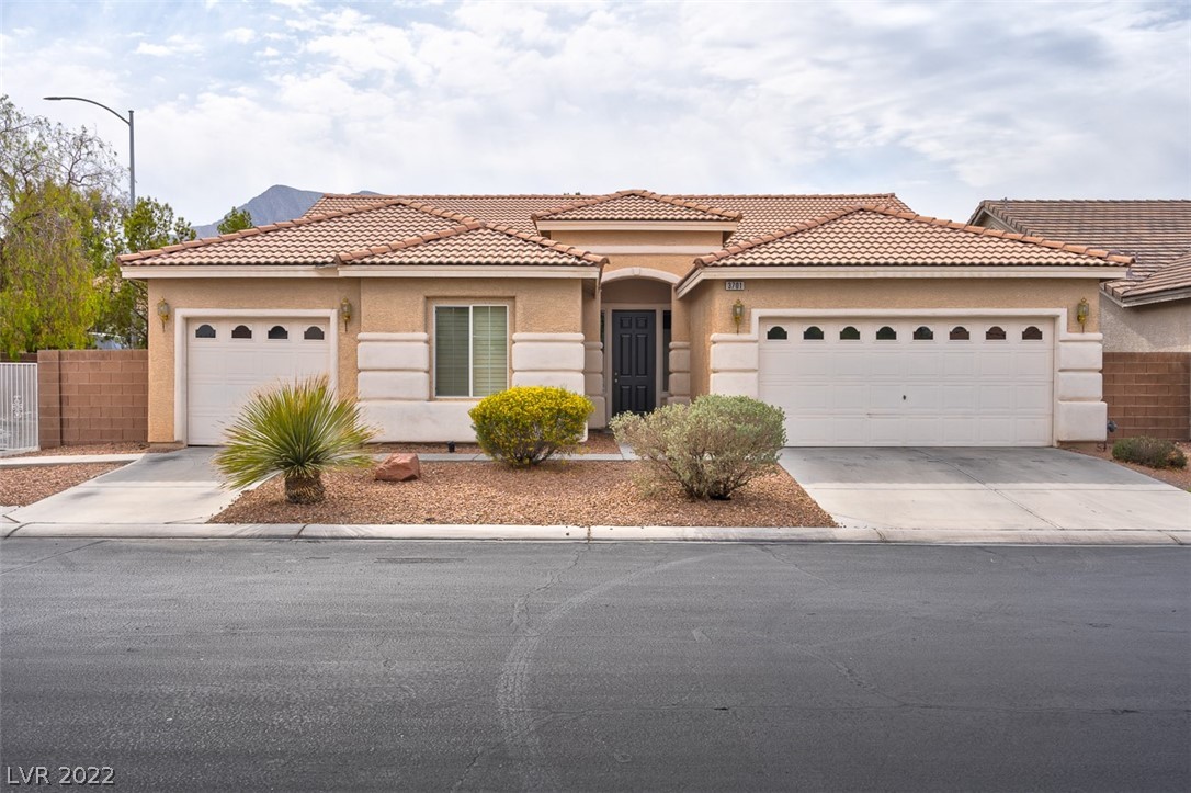3701 Spring Shadow Road Las Vegas, NV 89129 - Photo 1 of 39 Gallery Image 1