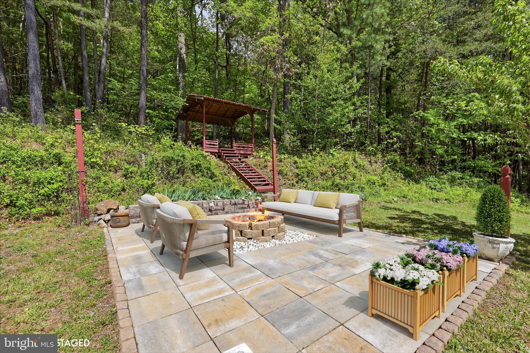 3744 Browntown Road Front Royal, VA 22630 - Photo 68 of 84 a view of a chairs and table in the patio