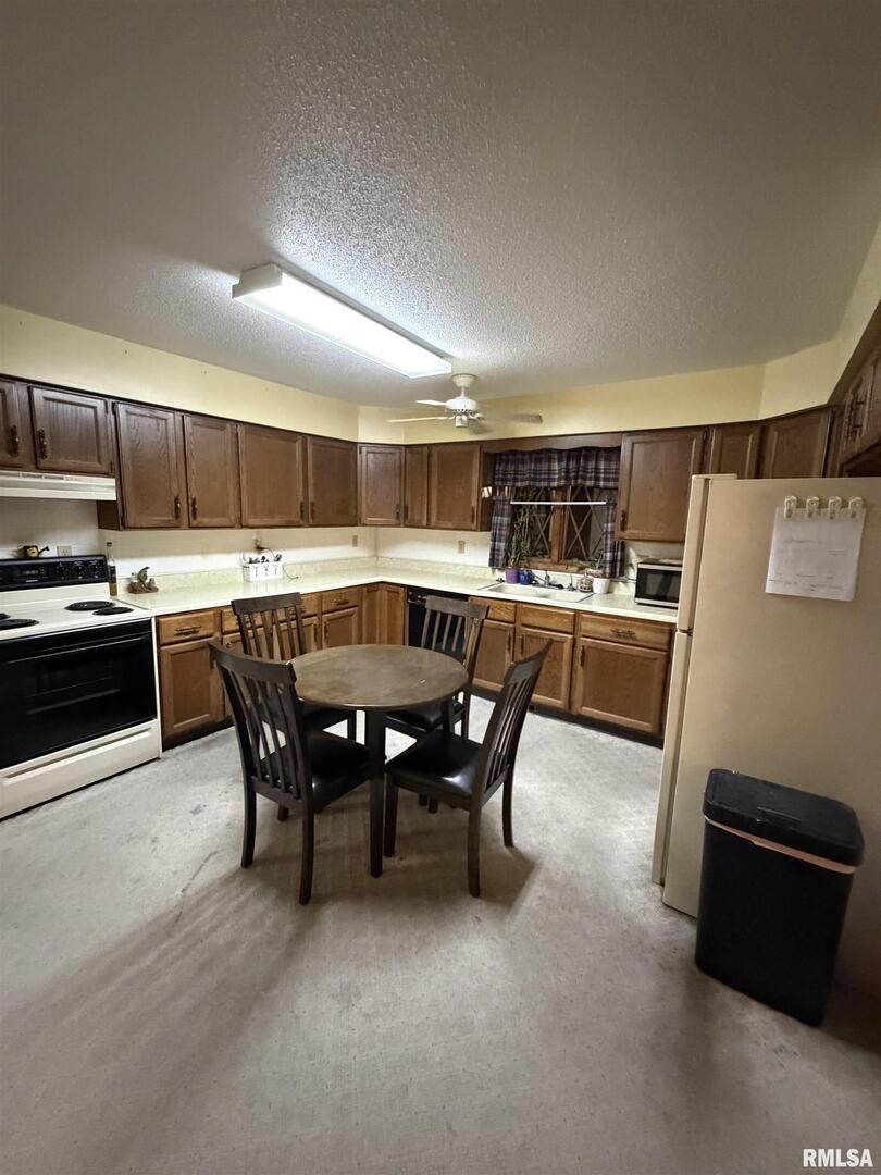 8576 Old 13 Route Marion, IL 62959 - Photo 15 of 28