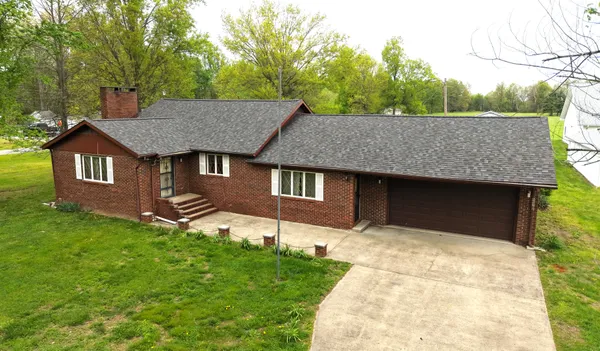 $229,000 | 8576 Old 13 Route, Marion, IL 62959