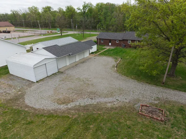$229,000 | 8576 Old 13 Route, Marion, IL 62959