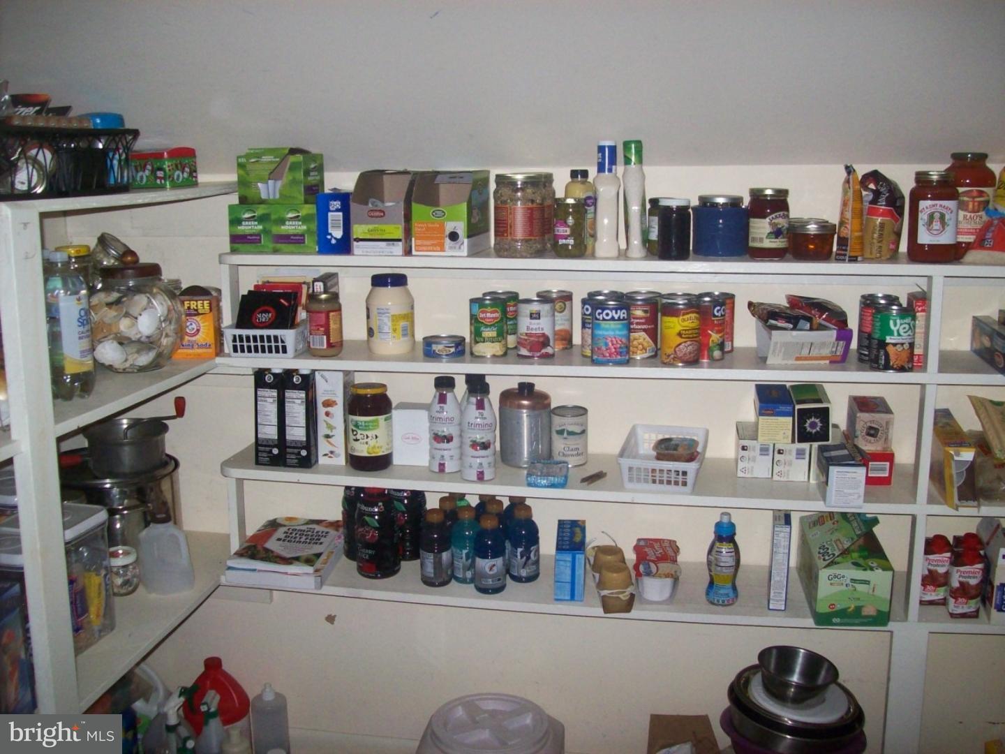 3213 Pennypack Road Hatboro, PA 19040 - Photo 14 of 15 Pantry