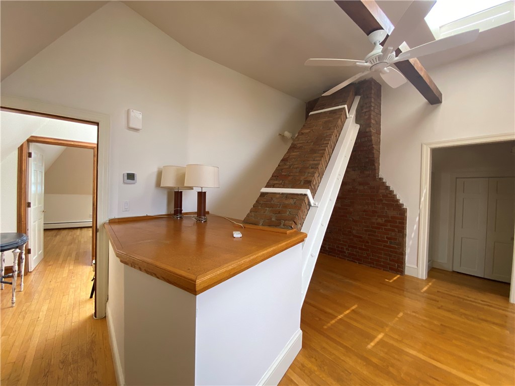 61 Ledge Road, Unit J Newport, RI 02840 - Photo 15 of 36
