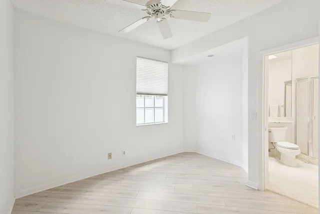 $689,000 | 12921 Oak Knoll Drive, Palm Beach Gardens, FL 33418