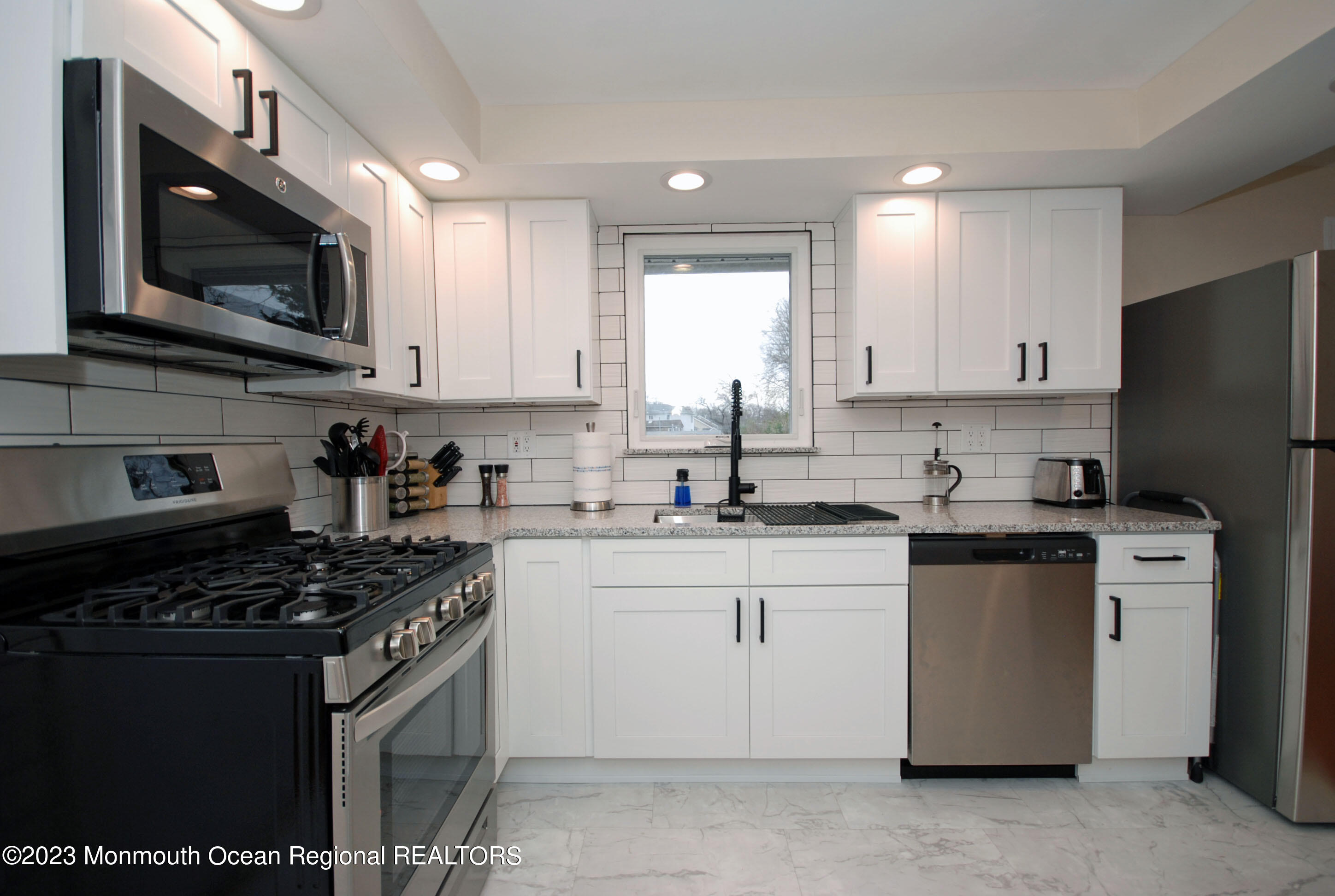 1407 River Road Belmar, NJ 07719 - Photo 11 of 29 DSC_3926