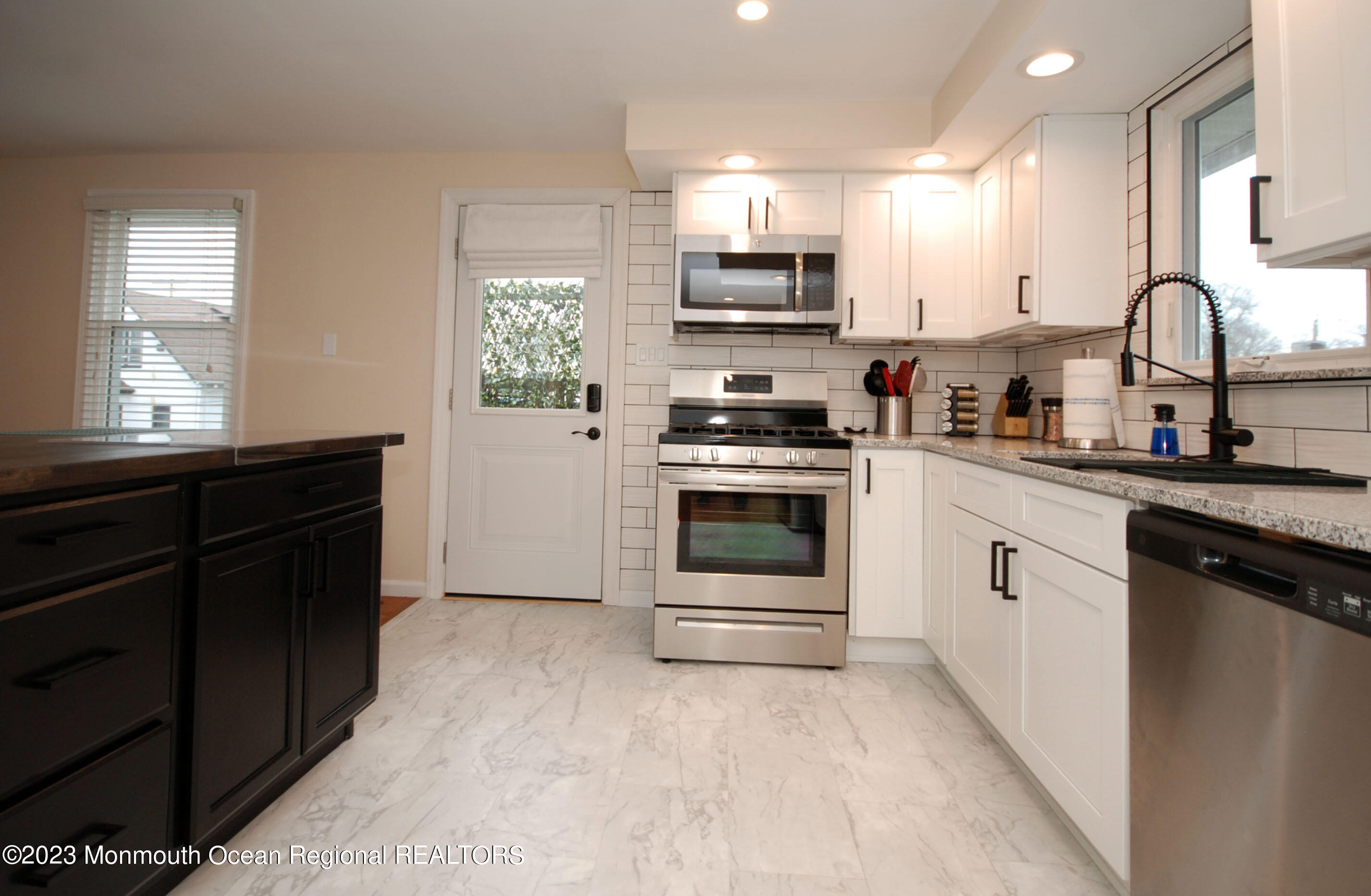 1407 River Road Belmar, NJ 07719 - Photo 13 of 29 DSC_3928