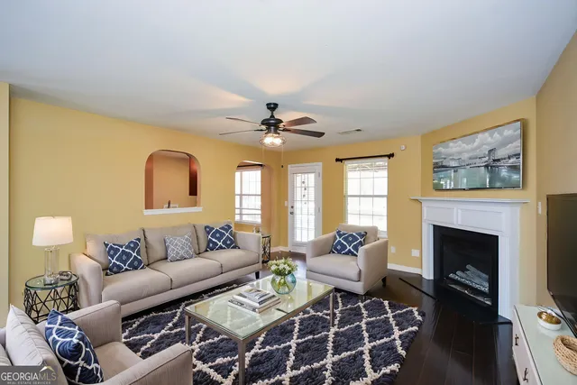 $2,300 | 137 Baywood Crossing, Hiram, GA 30141