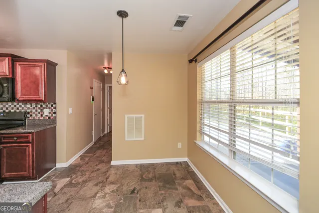 $2,300 | 137 Baywood Crossing, Hiram, GA 30141