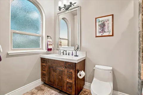 $1,895,000 | 8950 Gilardi Road, Newcastle, CA 95658