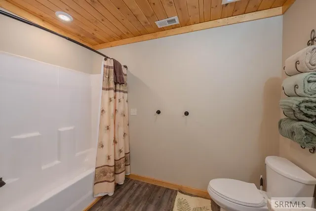 $1,174,000 | 4099 Stagecoach Way, Island Park, ID 83429