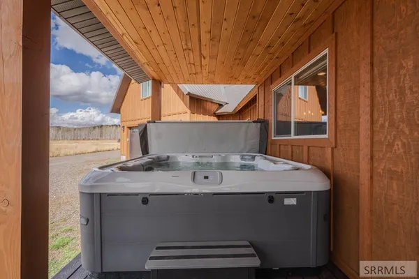 $1,174,000 | 4099 Stagecoach Way, Island Park, ID 83429