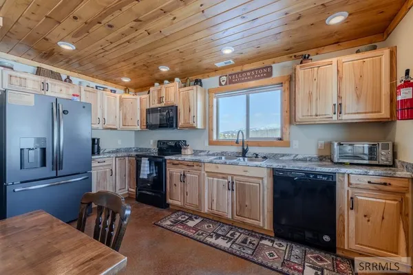 $1,174,000 | 4099 Stagecoach Way, Island Park, ID 83429