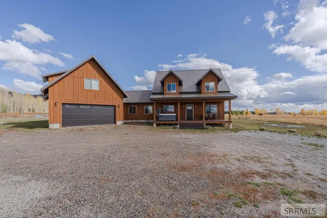 $1,174,000 | 4099 Stagecoach Way, Island Park, ID 83429