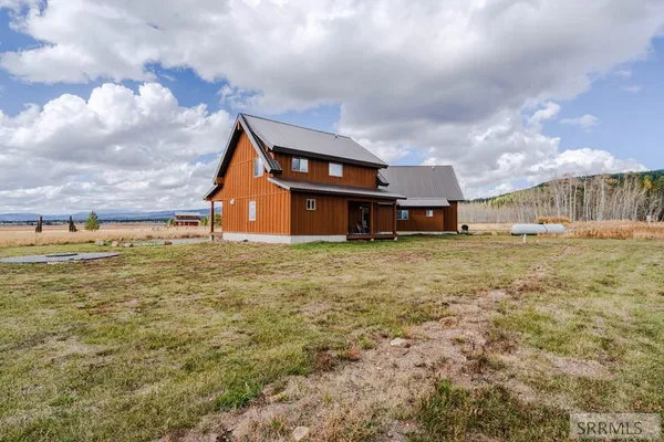 $1,174,000 | 4099 Stagecoach Way, Island Park, ID 83429