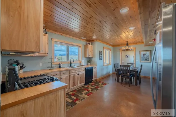 $1,174,000 | 4099 Stagecoach Way, Island Park, ID 83429