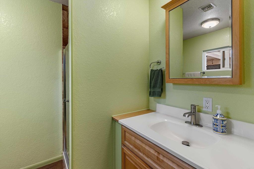 13734 West Oak Glen Road Valley Center, CA 92082 - Photo 21 of 41