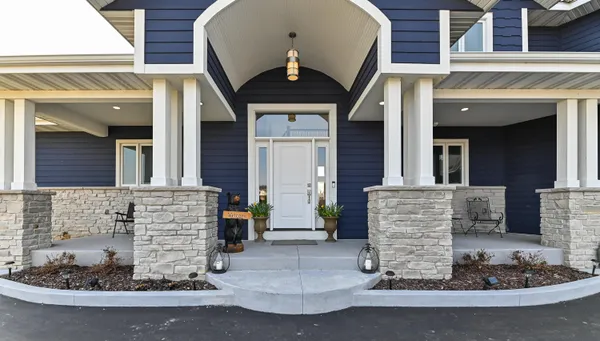 $1,385,000 | S101W33315 Genevieve Drive, Mukwonago, WI 53149