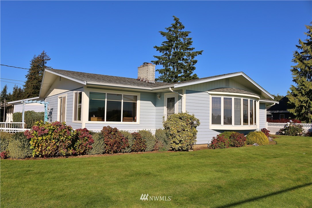 210 East Wiser Lake Road Lynden, WA 98264 - Photo 1 of 25