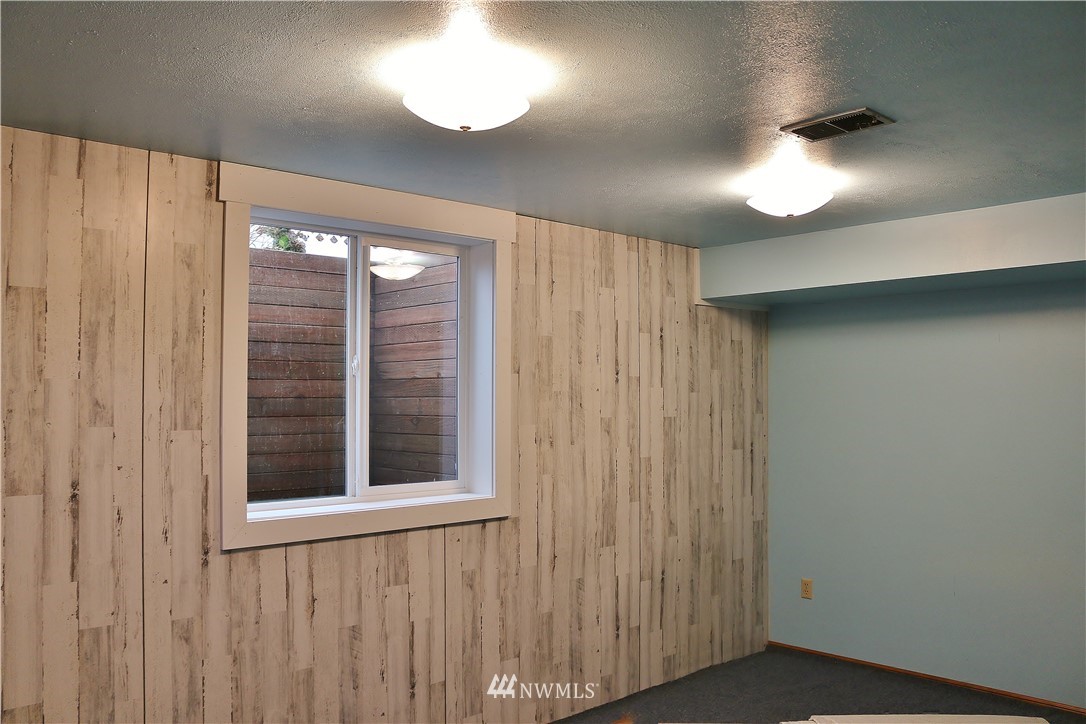210 East Wiser Lake Road Lynden, WA 98264 - Photo 25 of 25