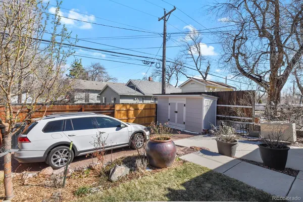 $838,000 | 805 North Corona Street, Colorado Springs, CO 80903