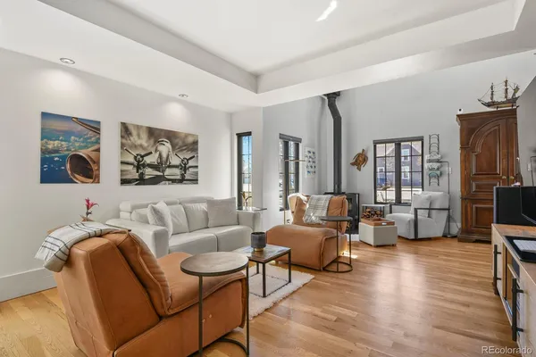 $838,000 | 805 North Corona Street, Colorado Springs, CO 80903