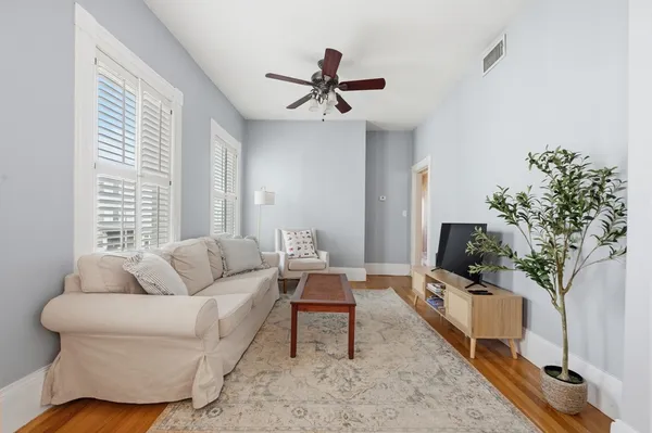 $6,000 | 627 East 6th Street, Unit 2, Boston, MA 02127