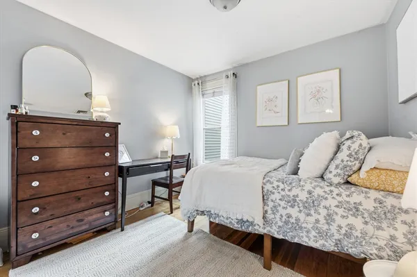 $6,000 | 627 East 6th Street, Unit 2, Boston, MA 02127