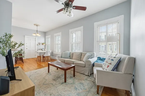 $5,700 | 627 East 6th Street, Unit 2, Boston, MA 02127