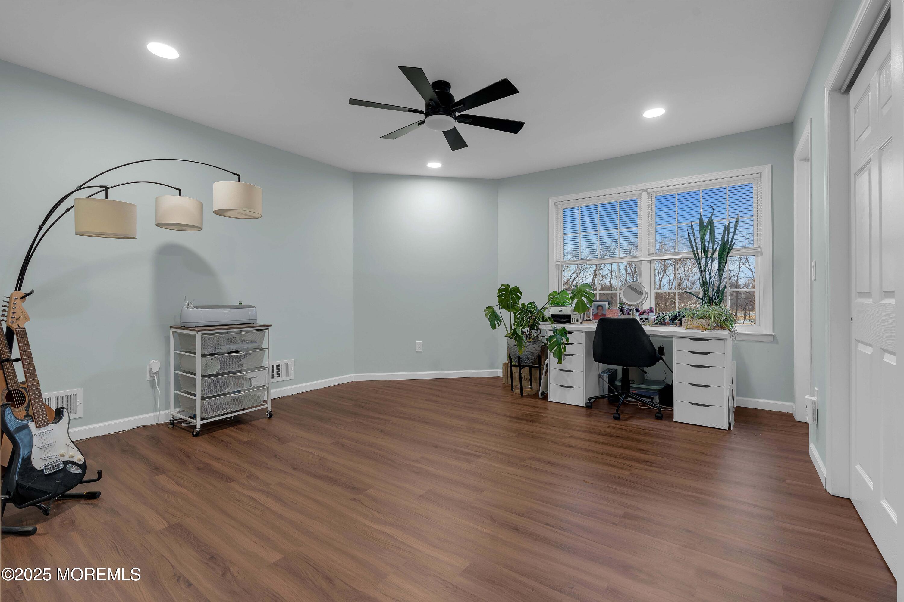 13 Dutch Lane Hazlet, NJ 07730 - Photo 23 of 28 a view of a livingroom with furniture