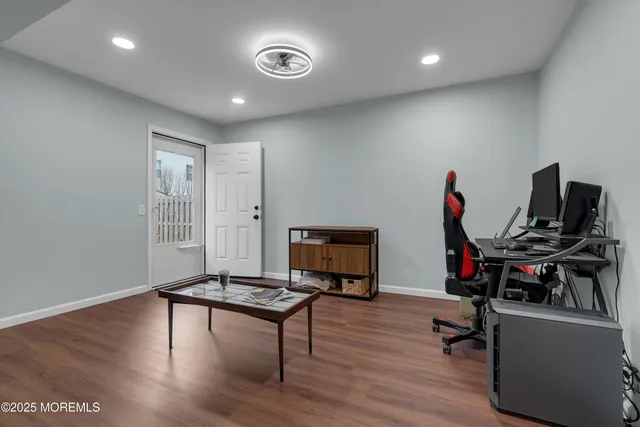 $450,000 | 13 Dutch Lane, Hazlet, NJ 07730