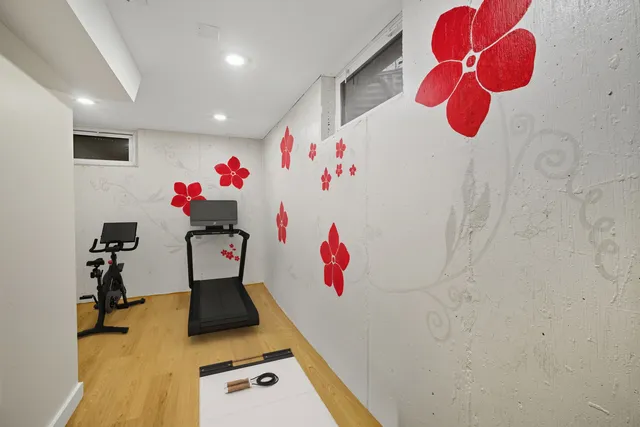 $565,000 | 630 Hermitage Drive, Deerfield, IL 60015