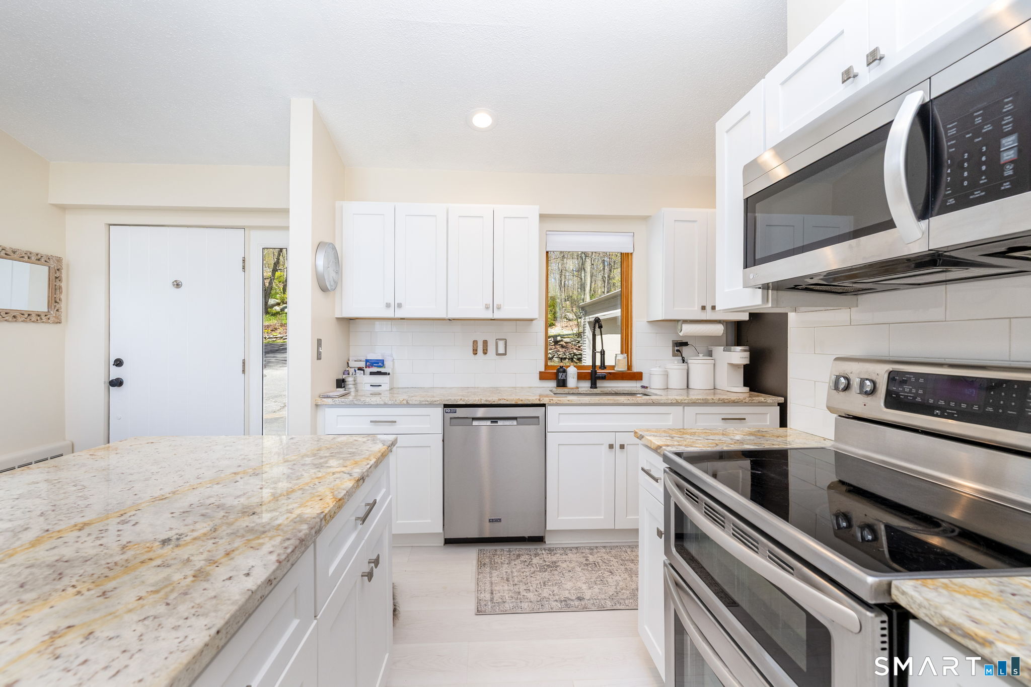 106 Hunt Road Columbia, CT 06237 - Photo 15 of 40