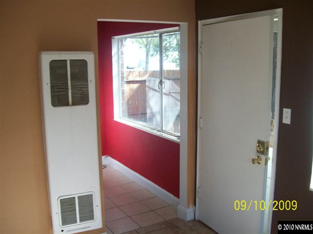 776 Aitken Street Reno, NV 89502 - Photo 3 of 9 Photo 3