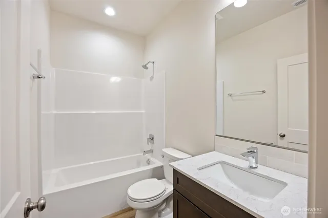 $345,000 | 515 South Dorsing Street, Moses Lake, WA 98837