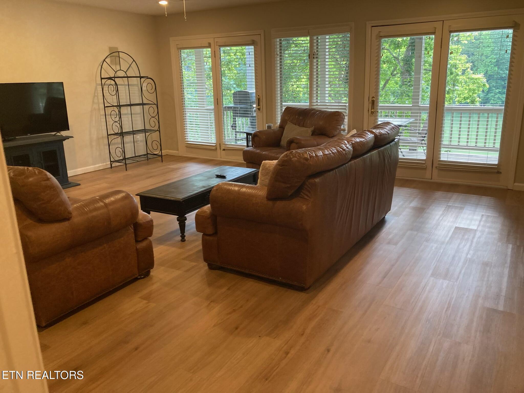 180 Oonoga Way Loudon, TN 37774 - Photo 23 of 29 IMG_4337