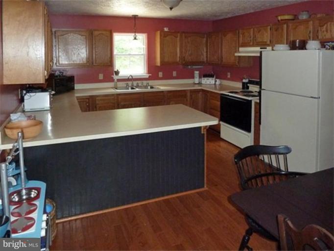 122 Greenfield Road Front Royal, VA 22630 - Photo 14 of 30 Kitchen/Dining Room