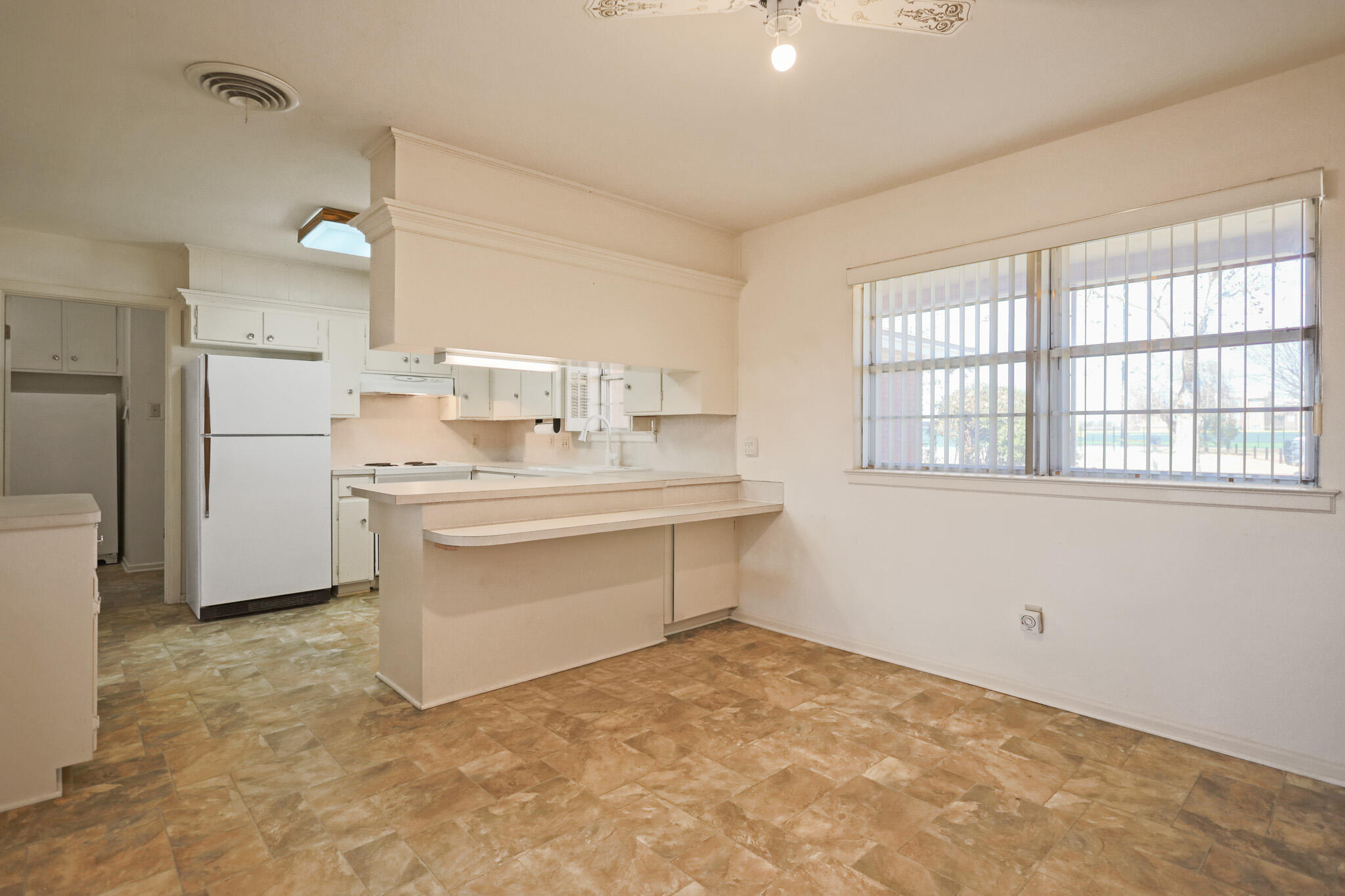 5517 26th Street Lubbock, TX 79407 - Photo 17 of 55 IMG_5803