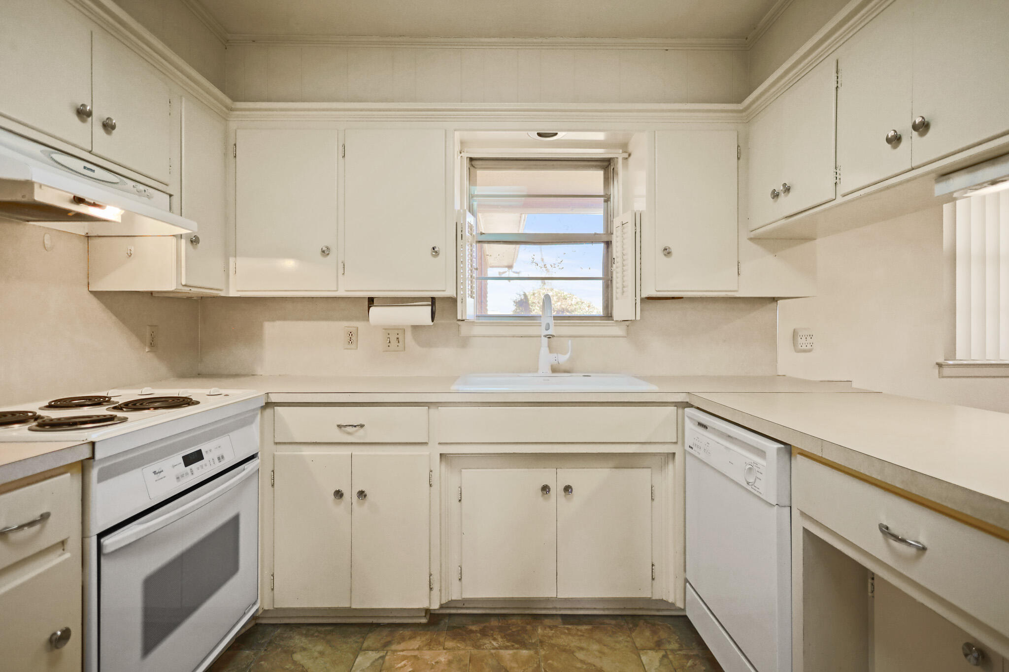 5517 26th Street Lubbock, TX 79407 - Photo 26 of 55 IMG_5812