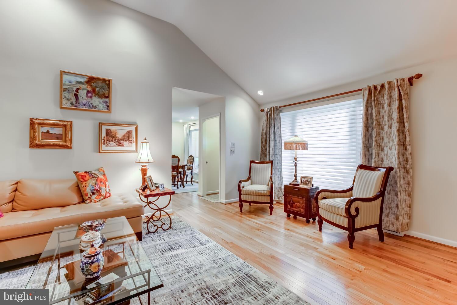 341 Glen Ridge Road Havertown, PA 19083 - Photo 4 of 31 Living room with vaulted ceiling and bay window.