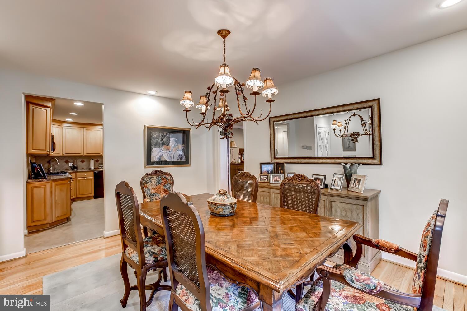 341 Glen Ridge Road Havertown, PA 19083 - Photo 8 of 31 Dining Room adjacent to Kitchen & Family Room/Den.