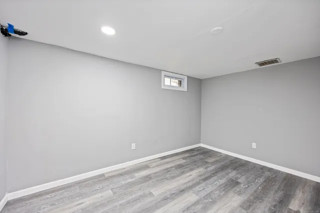 a view of empty room