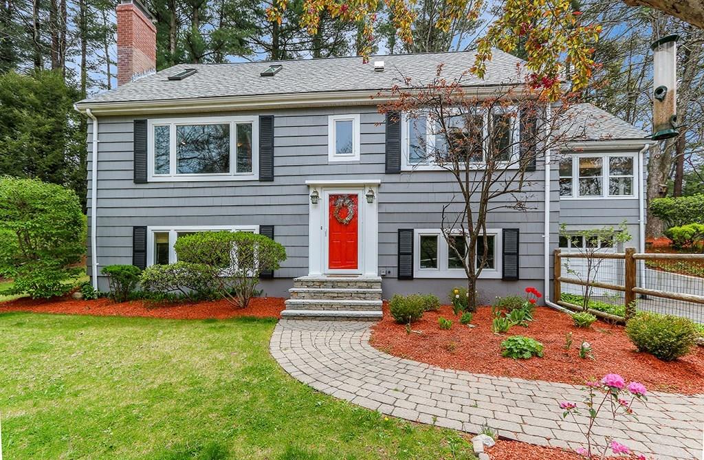 154 Spring Street Medfield, MA 02052 - Photo 1 of 38 Gallery Image 1
